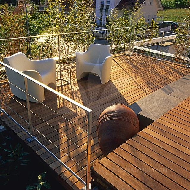 Holz – Thomas Heumann Gartenanlagen